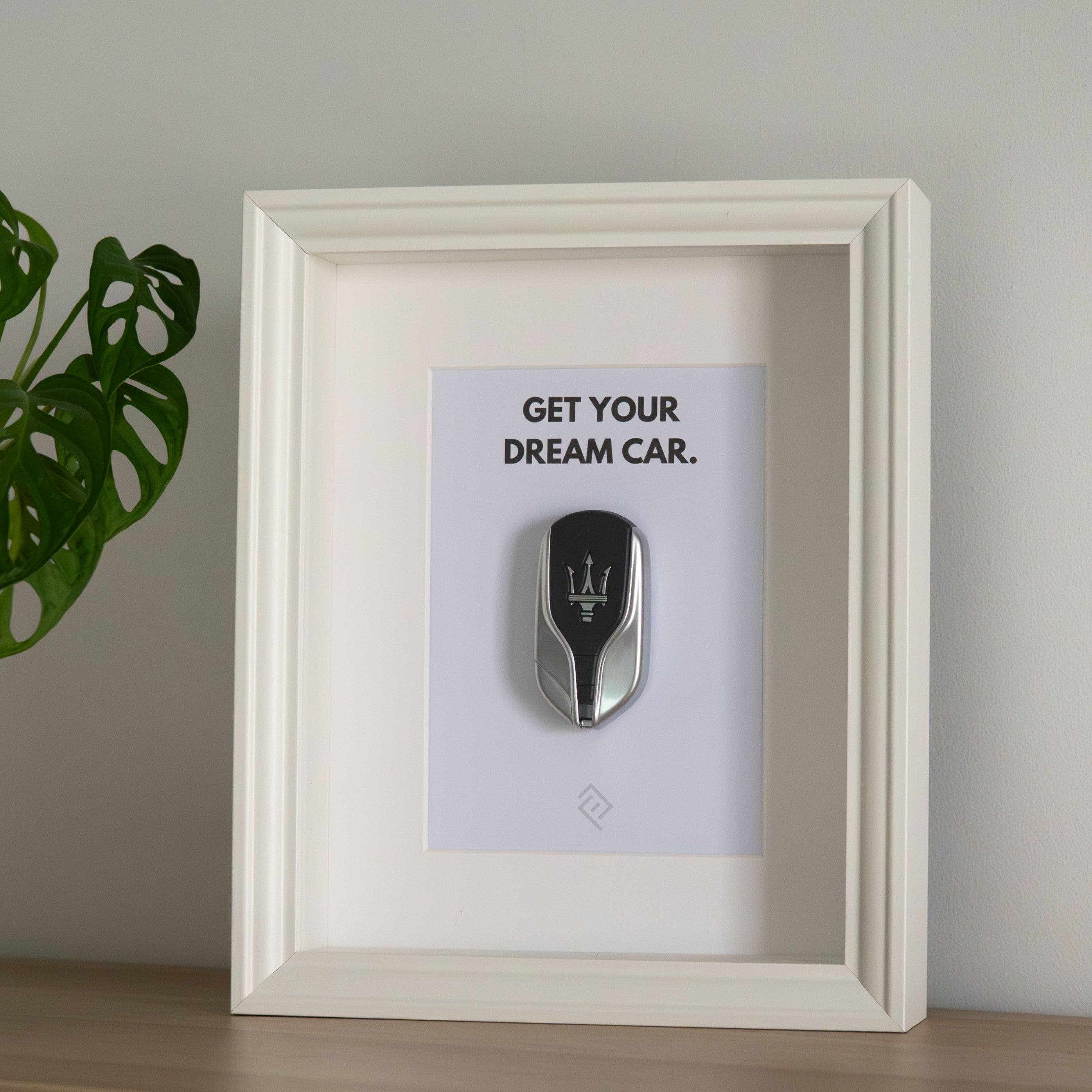 Clé de Maserati Encadrée - Phrase de motivation personnalisable