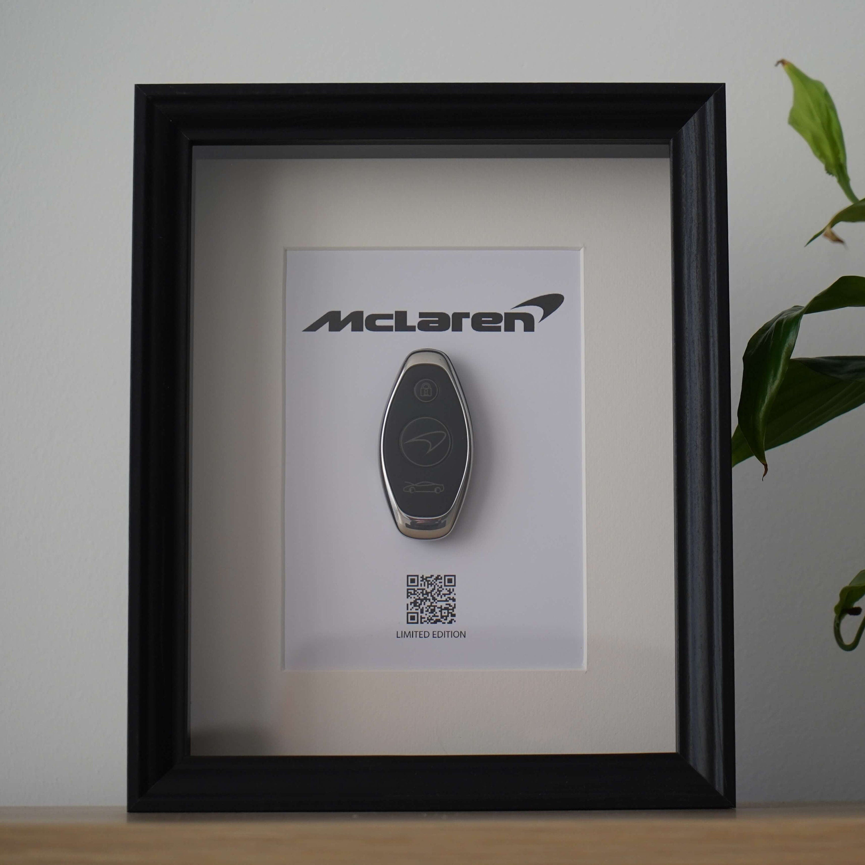 Clé McLaren 720s Encadrée - QR Code