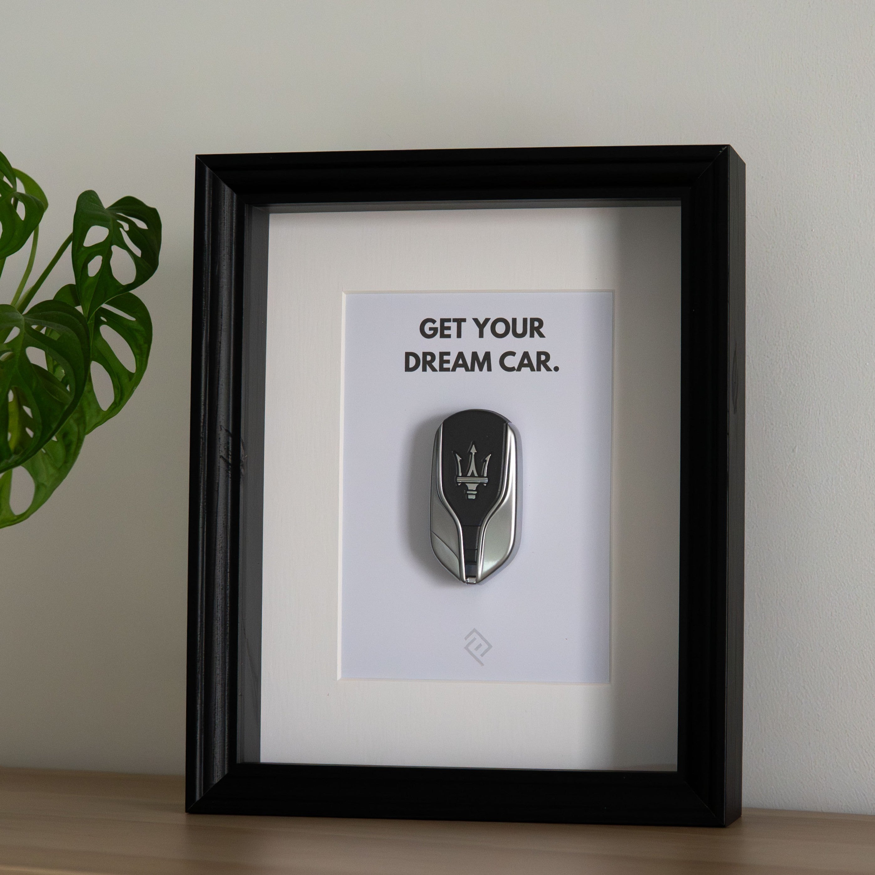 Clé de Maserati Encadrée - Phrase de motivation personnalisable