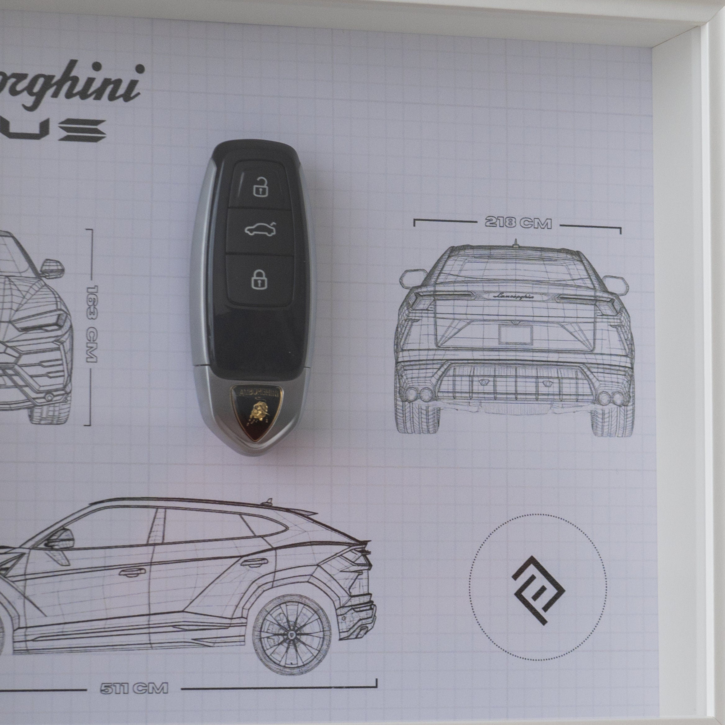 Décoration Lamborghini Urus clé encadré - Blueprint avec NFC