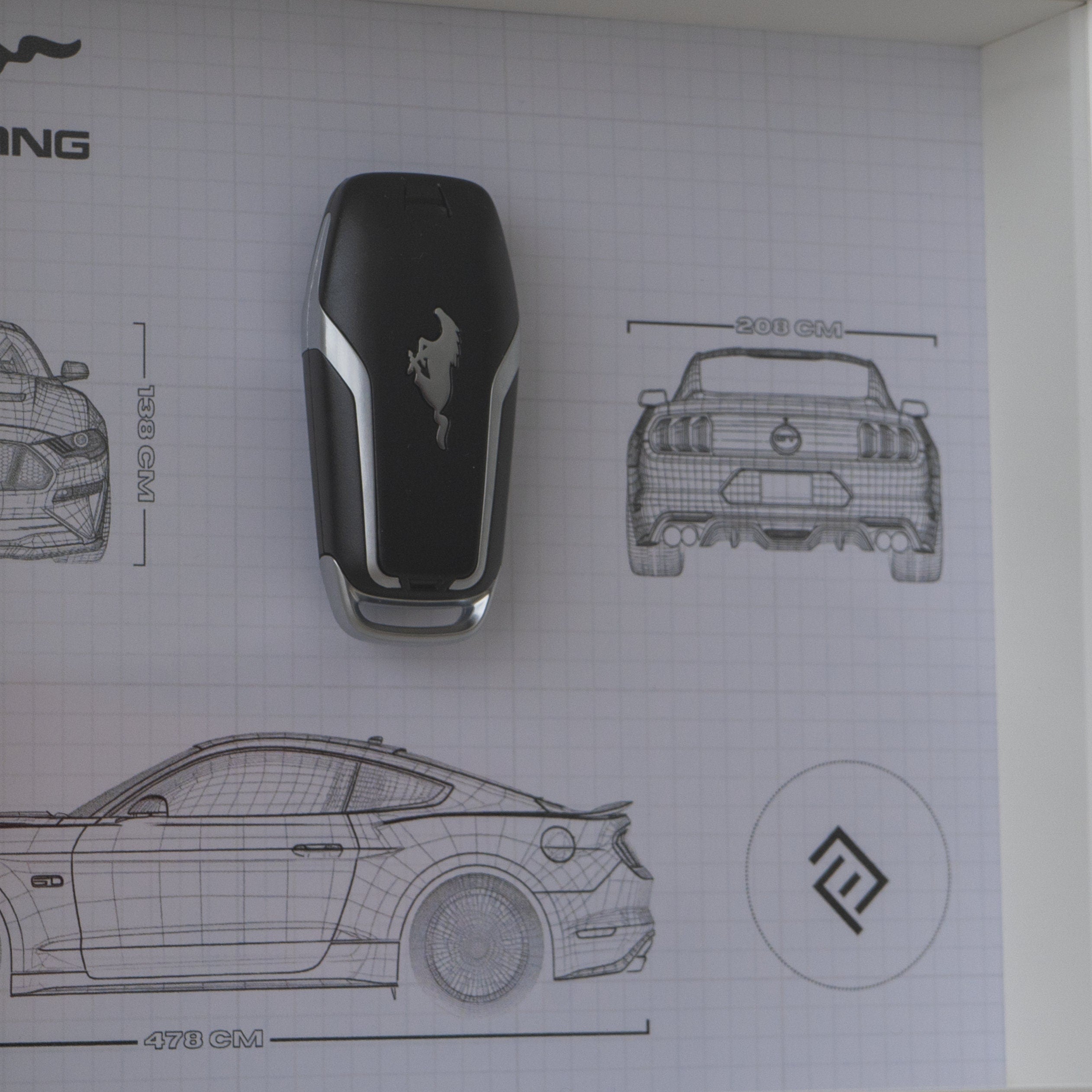 Décoration clé de Mustang encadré - Blueprint avec NFC