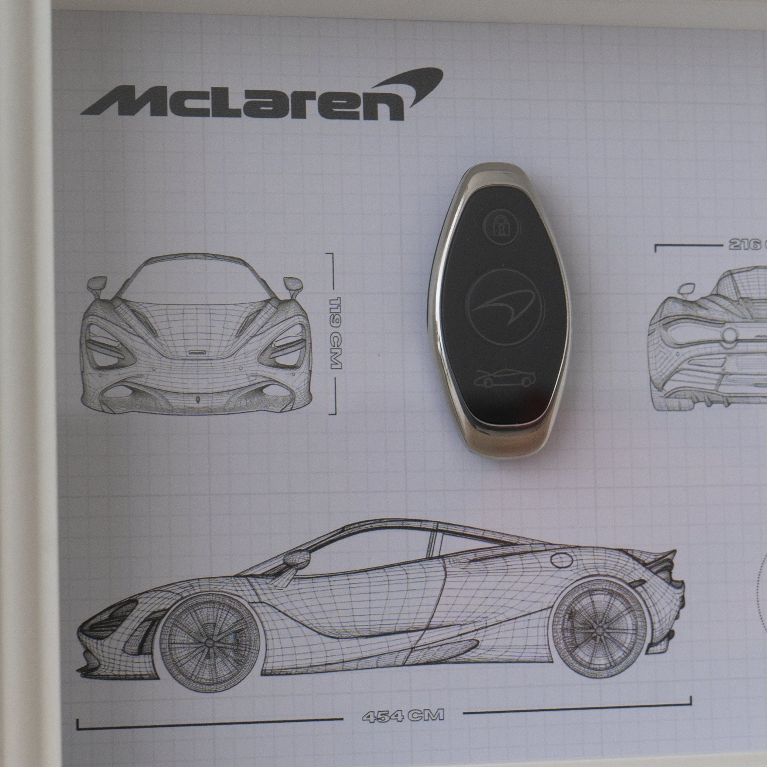 Décoration Clé de Mclaren 720s - Blueprint avec NFC