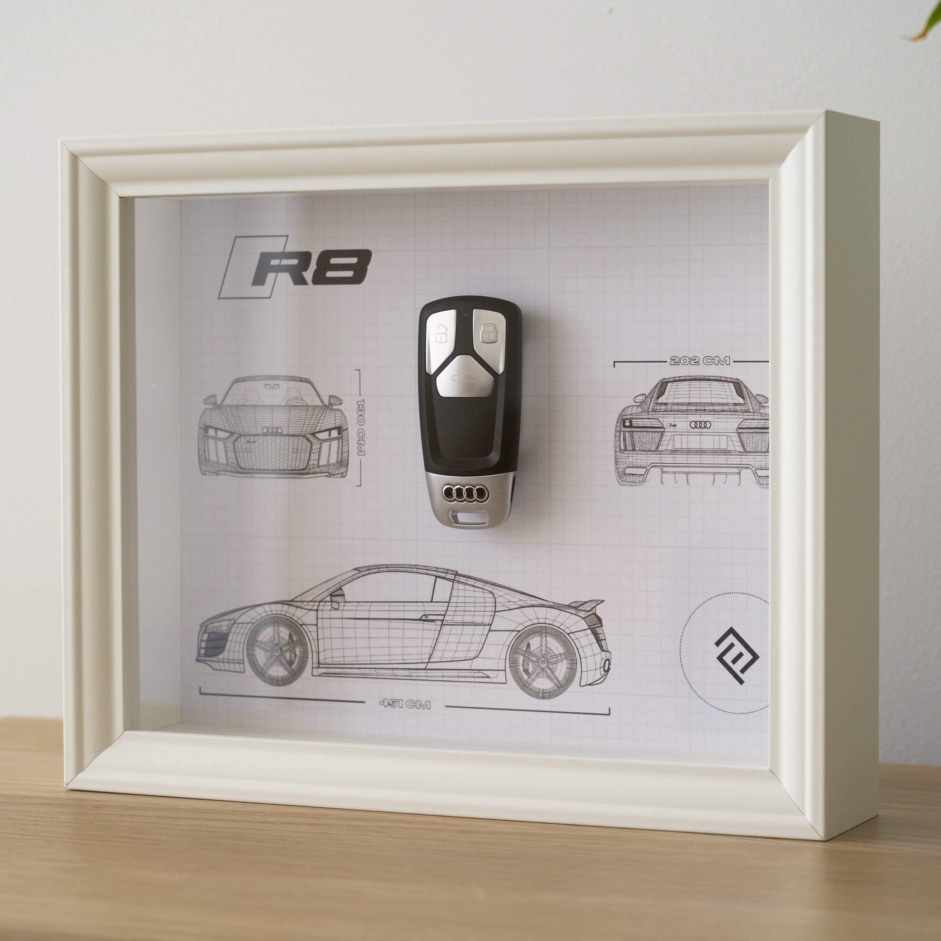 Clé Audi R8 Encadrée Authentique - Blueprint avec NFC